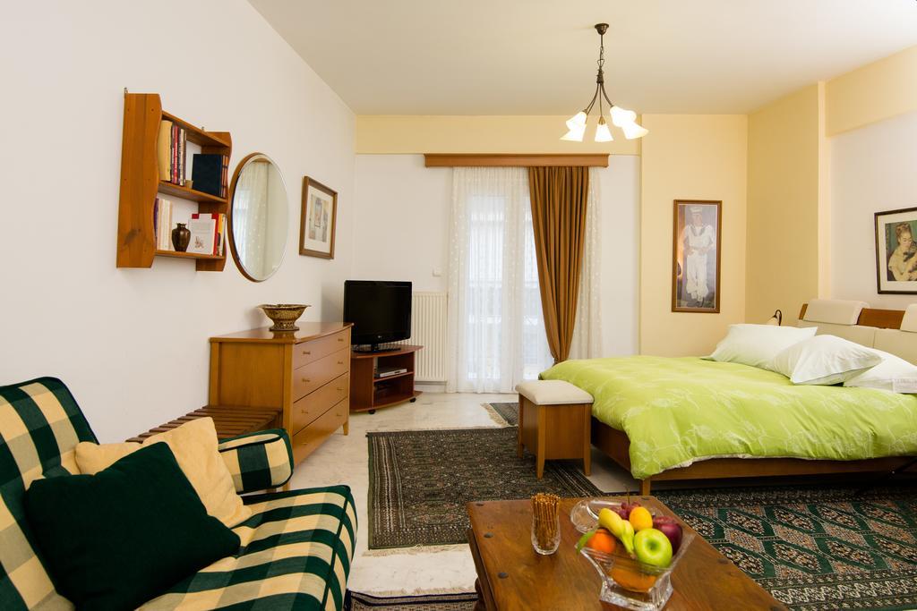 Papastavrou Apartments Калаврита Стая снимка