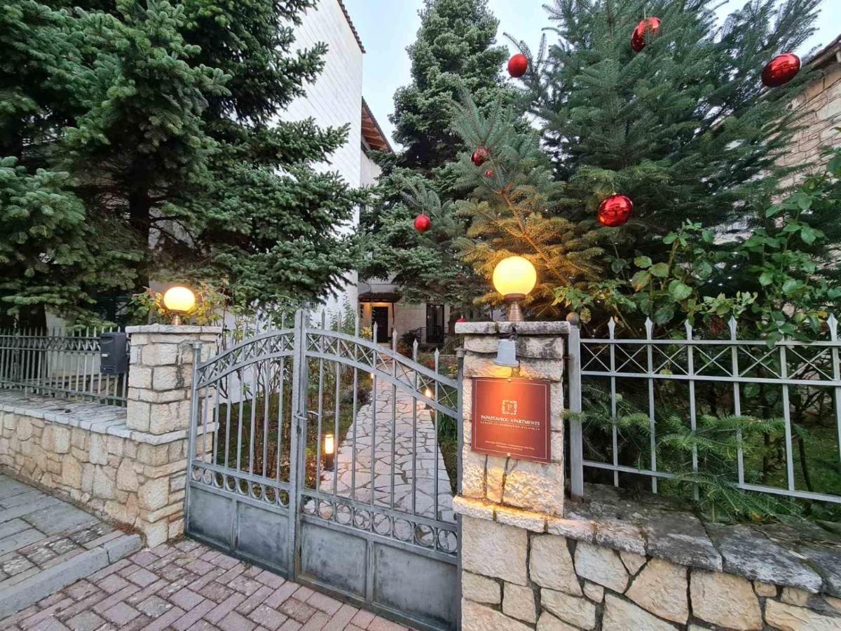 Papastavrou Apartments Калаврита Екстериор снимка