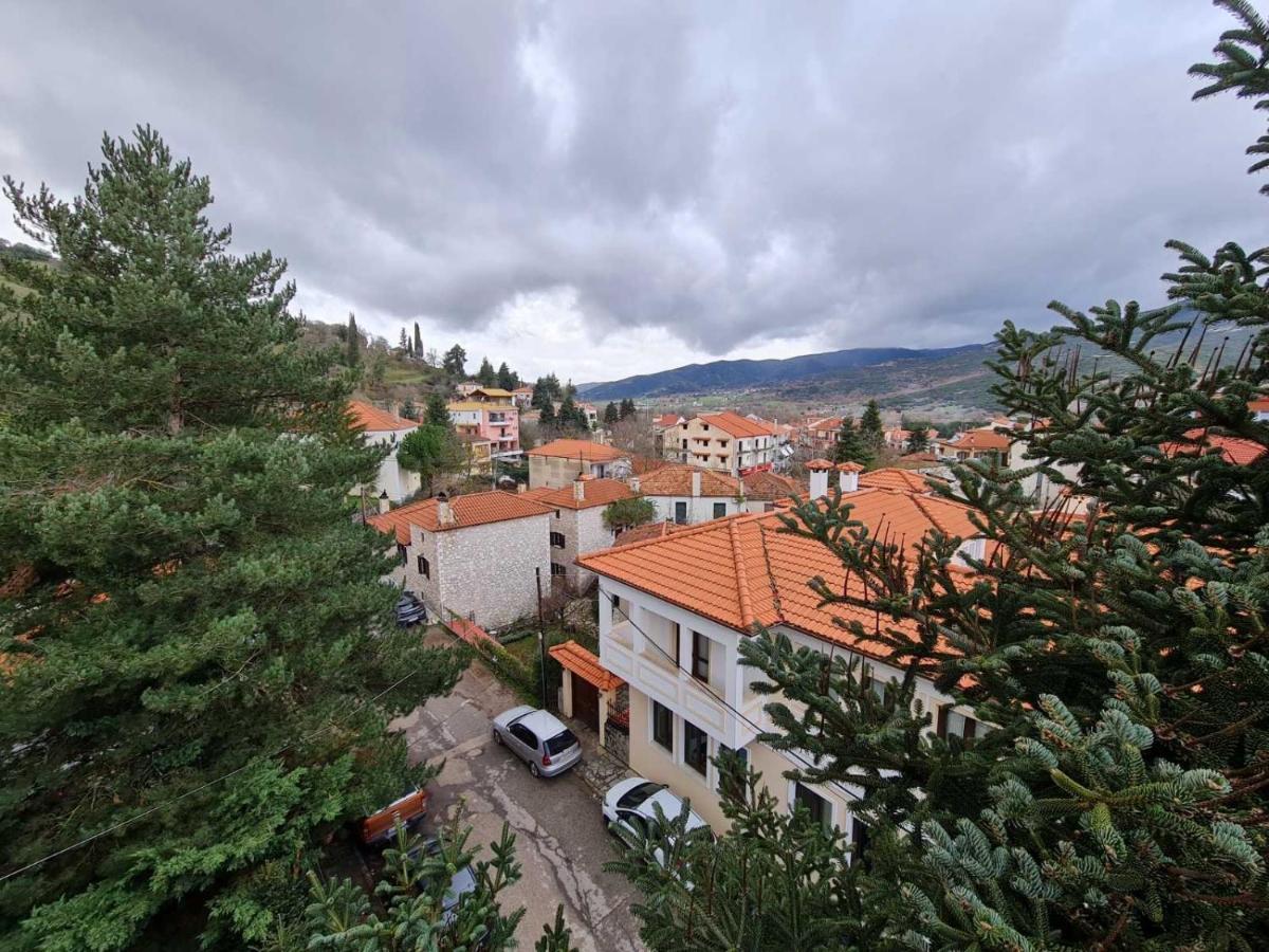Papastavrou Apartments Калаврита Екстериор снимка