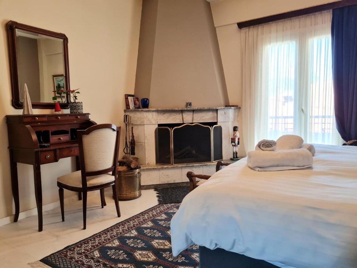 Papastavrou Apartments Калаврита Екстериор снимка