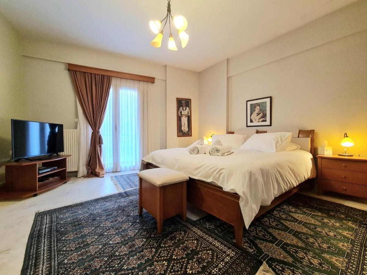 Papastavrou Apartments Калаврита Екстериор снимка